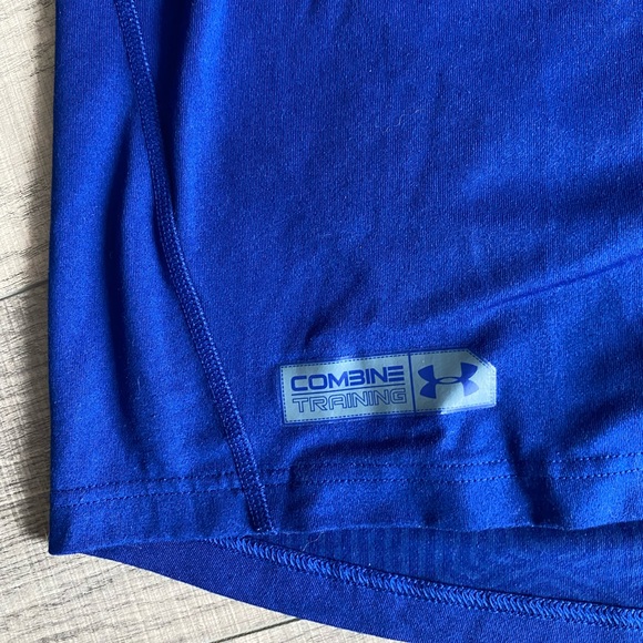 Under Armour quarter zip base layer - Picture 2 of 5